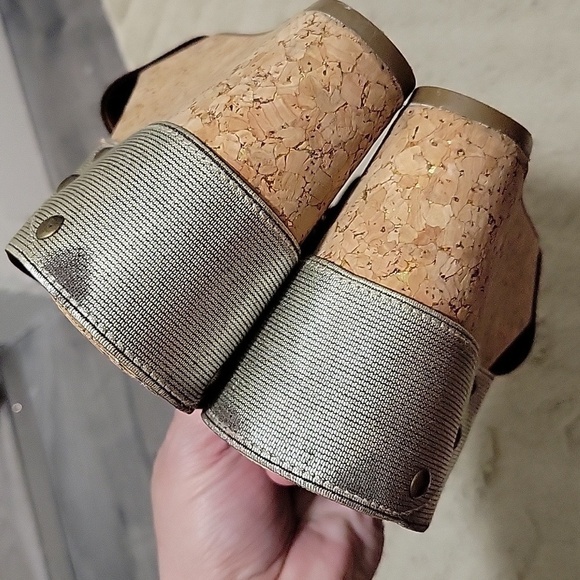 Lucky Brand Cork Criss-cross Wedges - Picture 4 of 7
